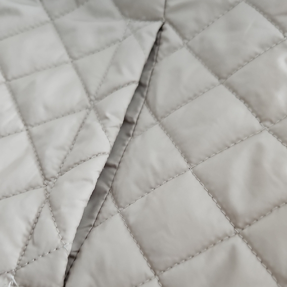 Ralph Lauren Beige Quilted Vest - Picture 10 of 11